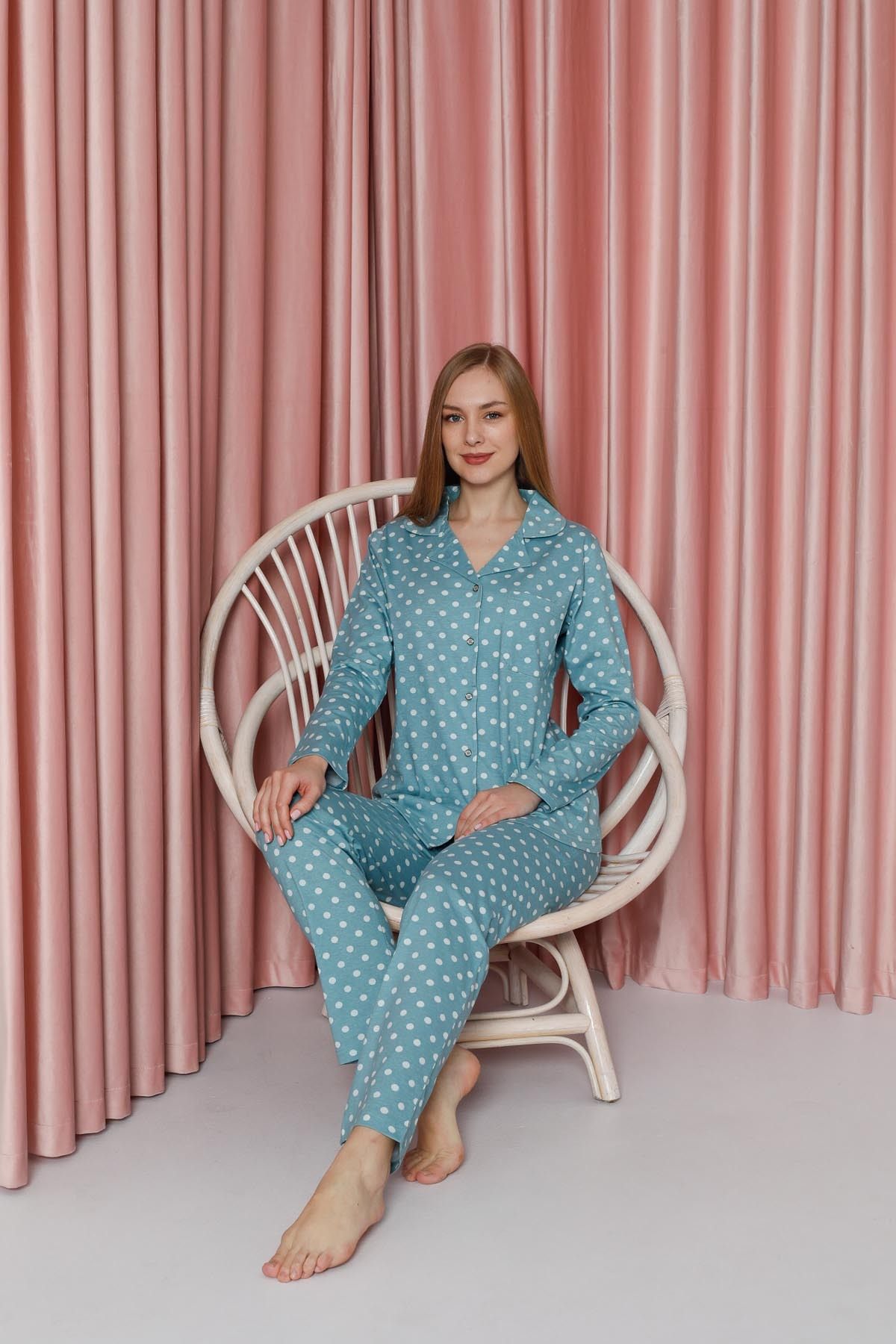 Kadın Pijama Takımı Süprem Uzun Kollu Puantiyeli Boydan Düğmeli Cepli Pamuklu Mevsimlik W20612304