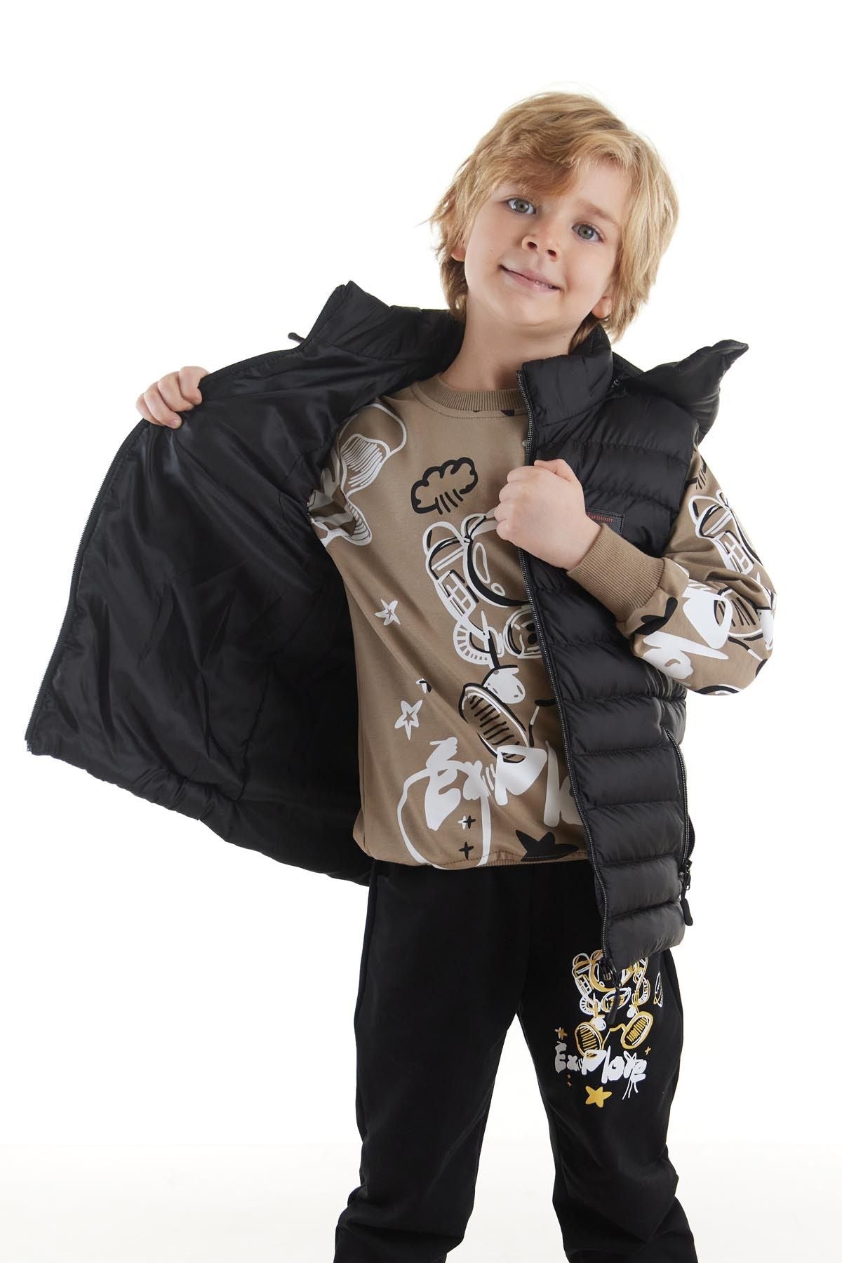 Boy's Fashion Trend Hooded Inflatable Vest Ak215051