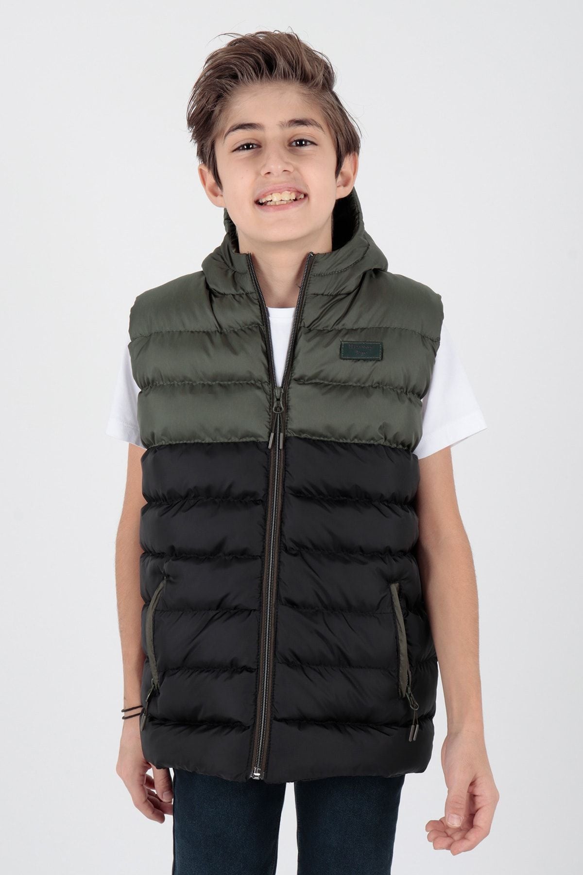 Boys Trend Inflatable Vest with Garter Ak216364