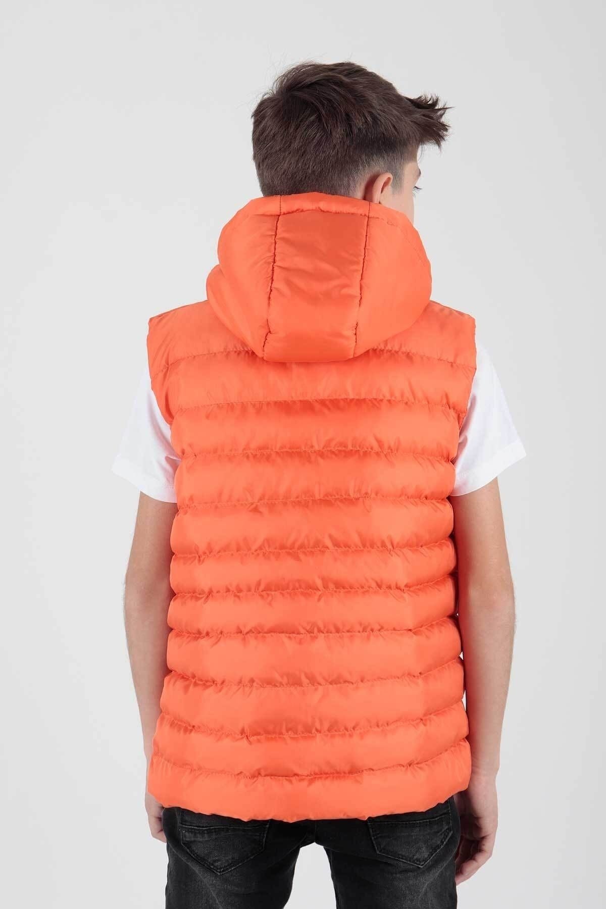 Boy's Fashion Trend Hooded Inflatable Vest Ak215051