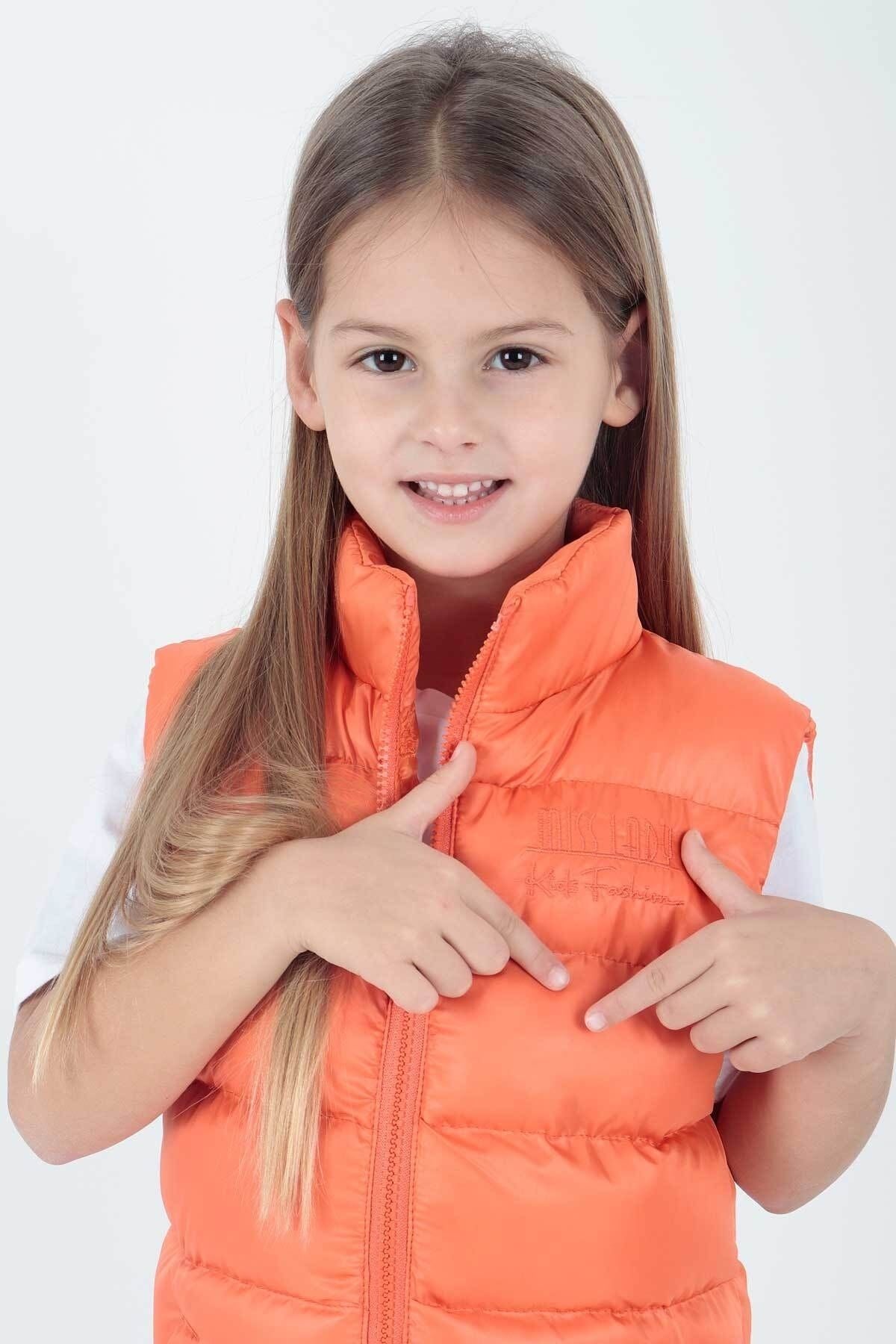 Girl's Embroidered Trendy Patterned Inflatable Vest without Hood Ak216869